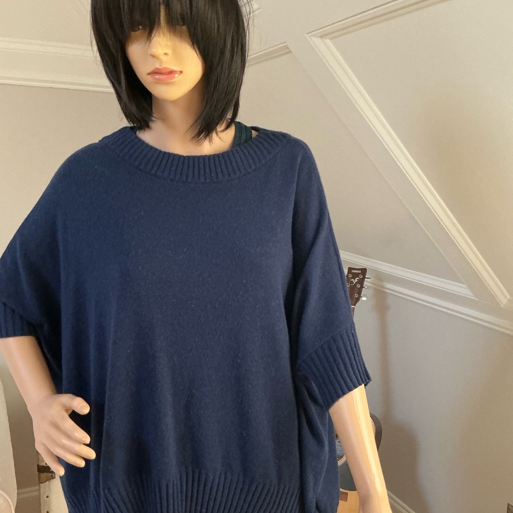 Ann Taylor Navy Poncho Sweater. Size XS / S. EUC - Picture 5 of 5